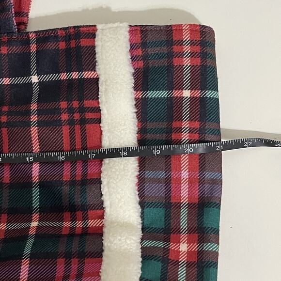 Victoria's Secret VS Plaid Sherpa Trim Large Tote Bag Travel Winter Holiday NEW - Picture 11 of 14